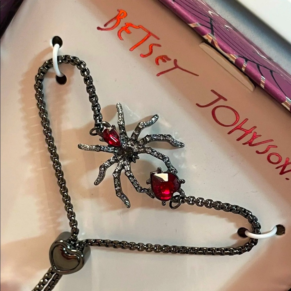 Betsey Johnson Spider Heart Bracelet NEW